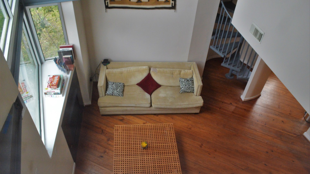 Photo of Livingroom in Neartown