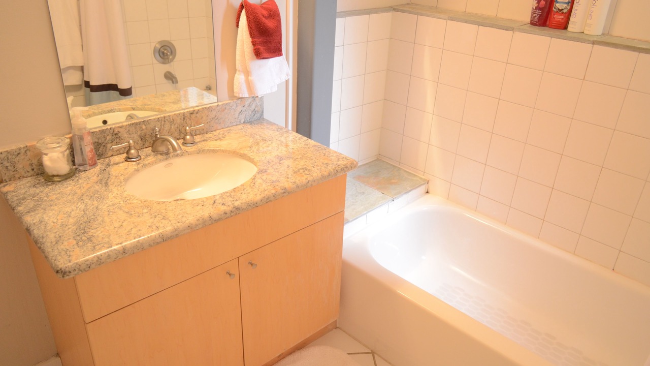 Photo of Bathroom in Neartown