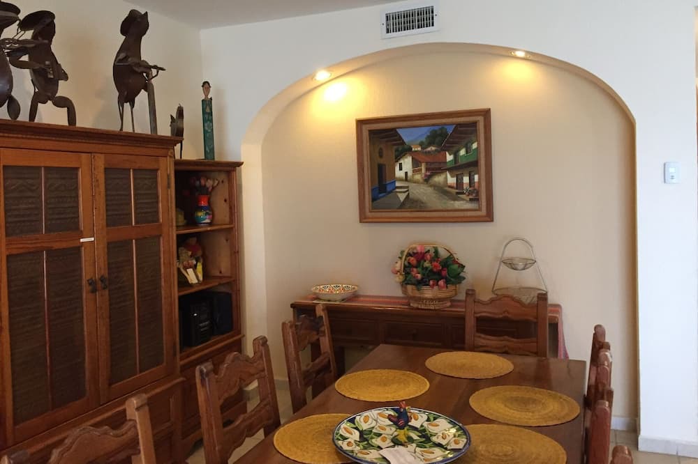 Photo of Livingroom in Brisas del Golfo