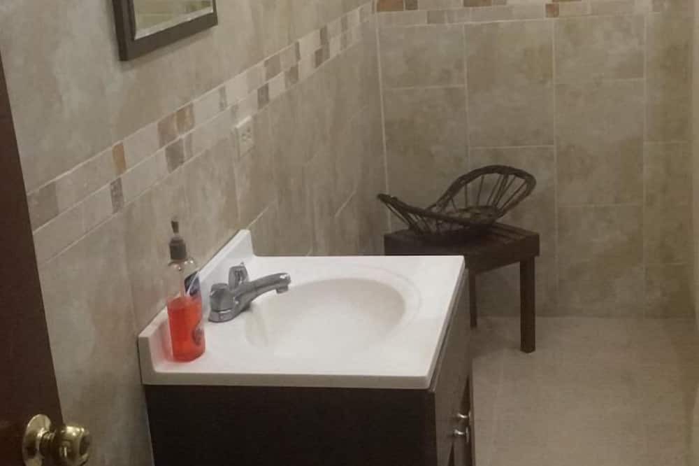 Photo of Bathroom in Uman