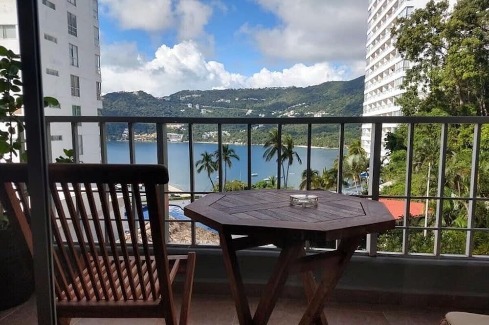 Photo of Patio Balcony in Puerto Marques