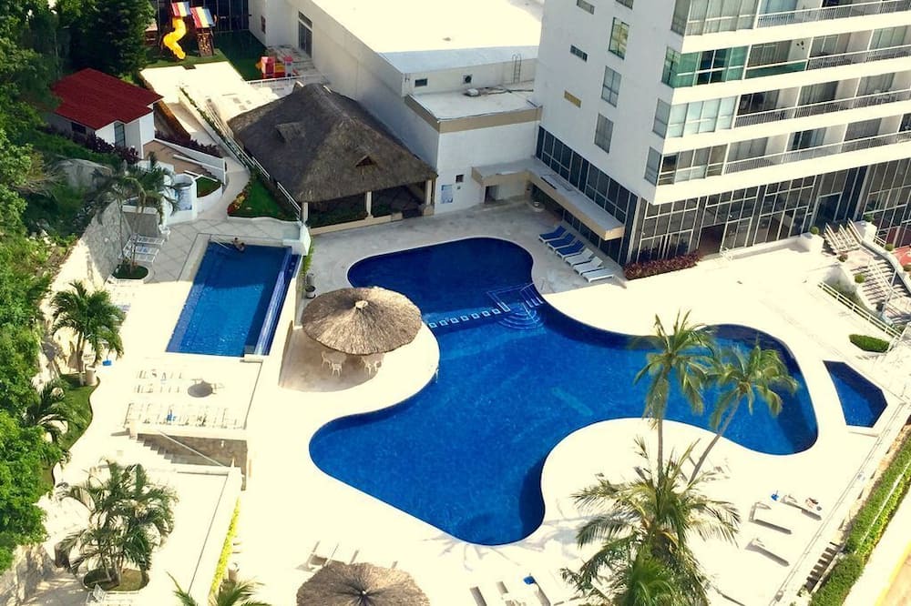 Photo of Outdoor in Puerto Marques