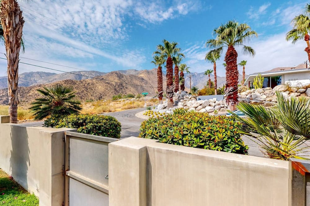 Photo of Outdoor in Indian Canyon
