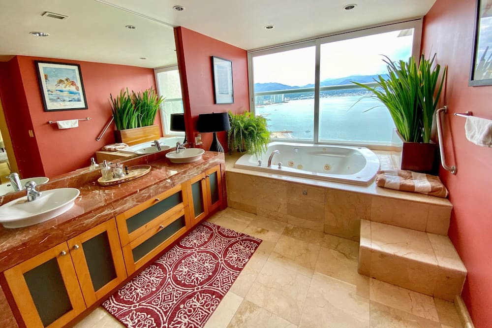 Photo of Bathroom in Palmar de Aramara