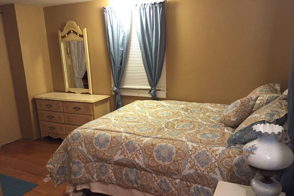 Photo of Bedroom in Georgetown