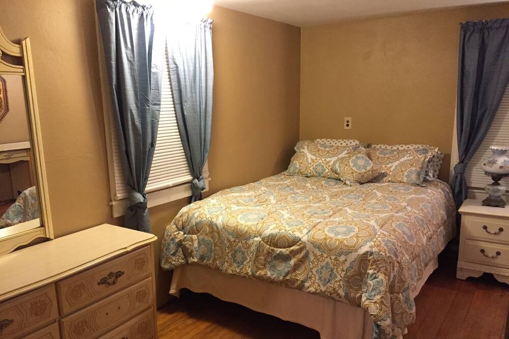 Photo of Bedroom in Georgetown