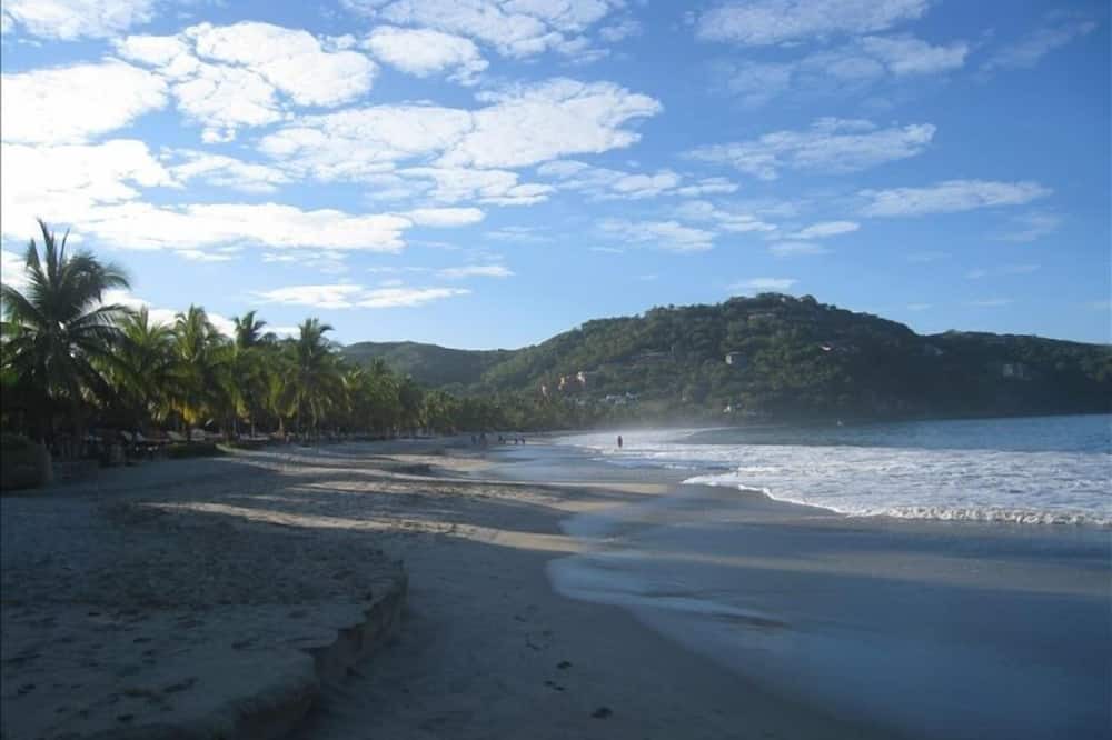 Photo of Others in Playa Las Gatas