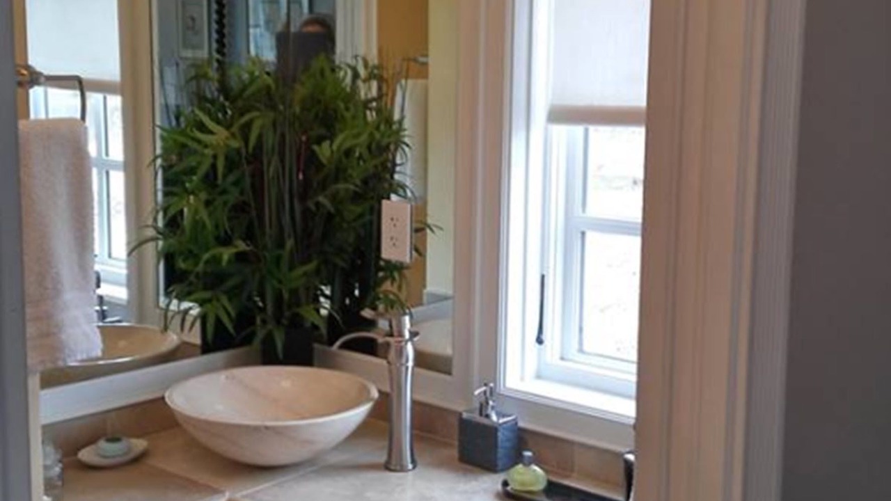 Photo of Bathroom in Logansport
