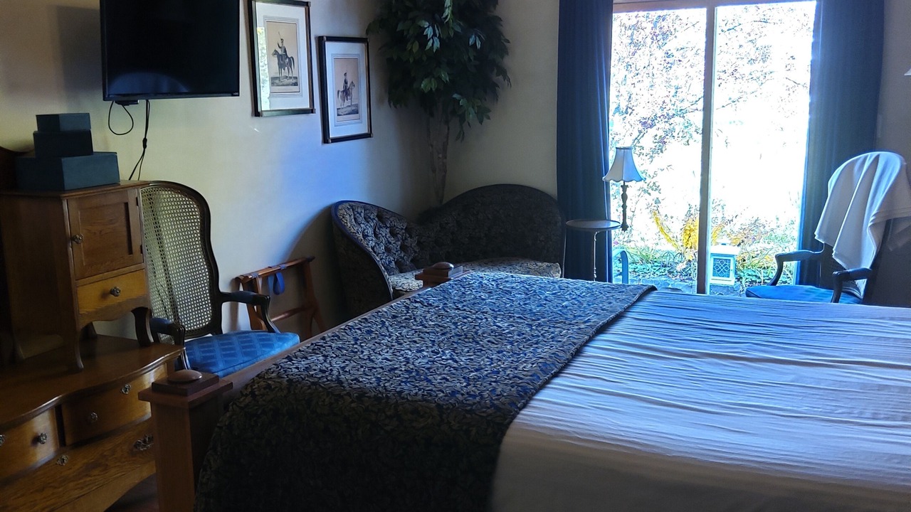 Photo of Bedroom in Logansport