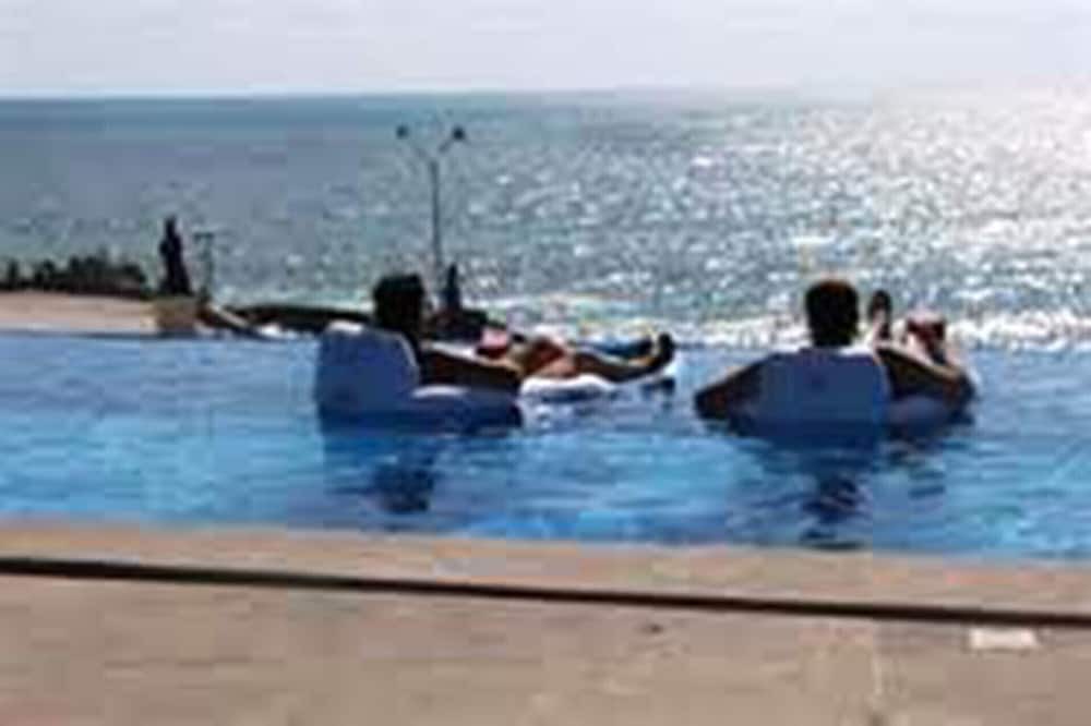 Photo of Outdoor in Balcones de Loma Linda