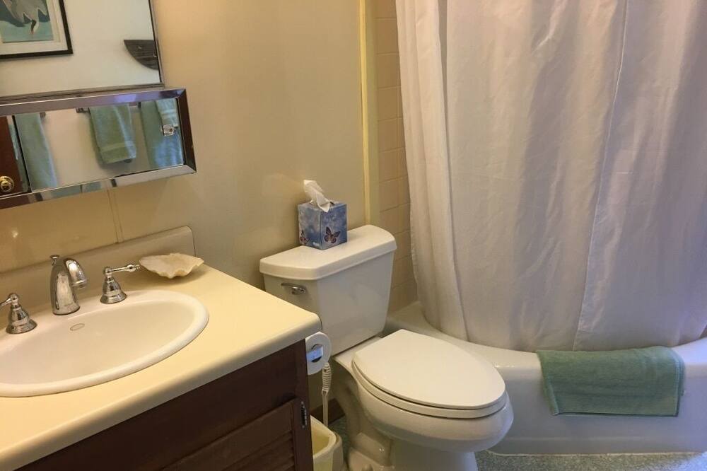 Photo of Bathroom in Phippsburg