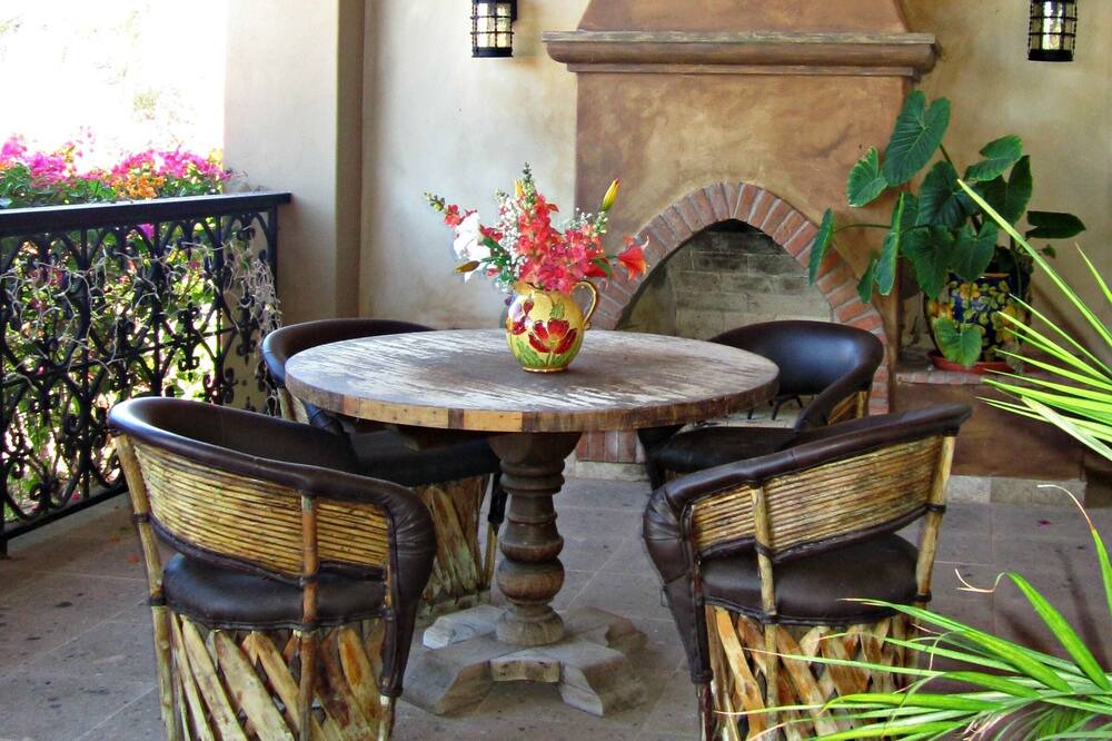 Photo of Livingroom in San Carlos