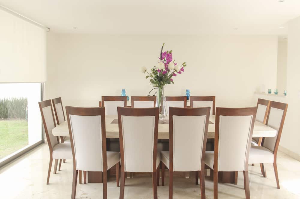 Photo of Kitchen in Bosques de las Lomas