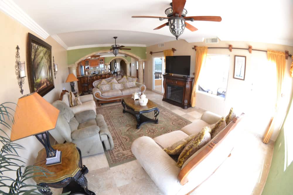 Photo of Livingroom in Villas de Las Palmas
