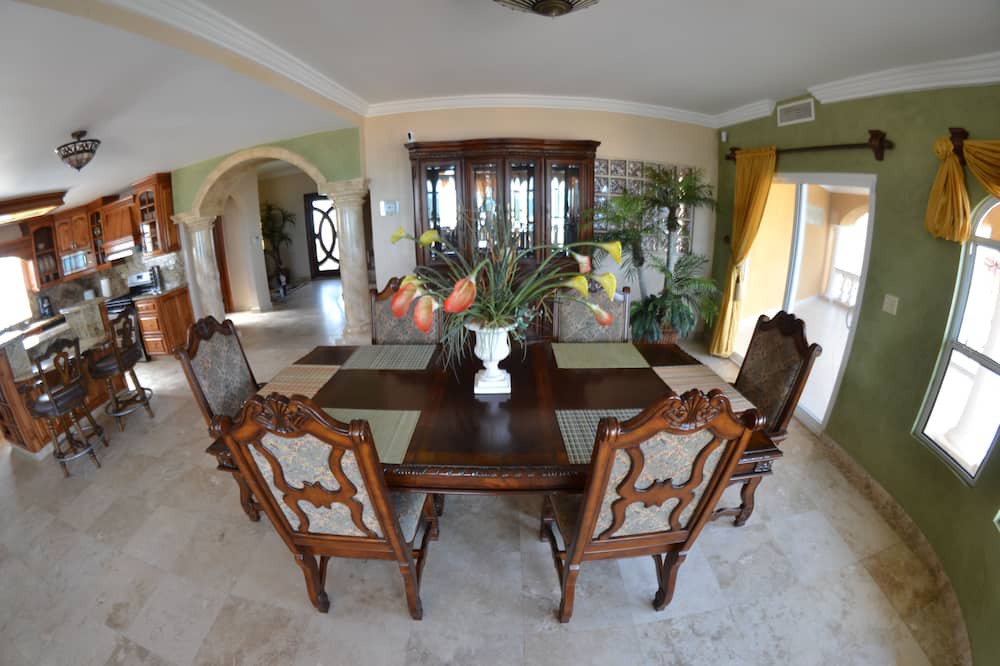 Photo of Kitchen in Villas de Las Palmas