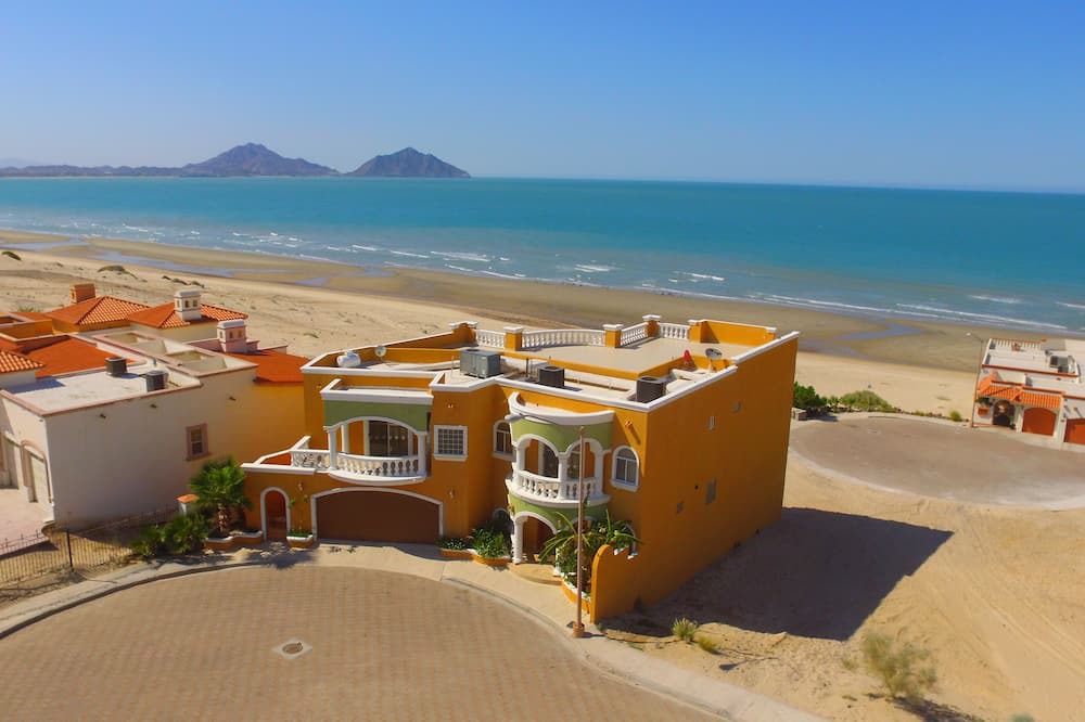 Photo of Others in Villas de Las Palmas