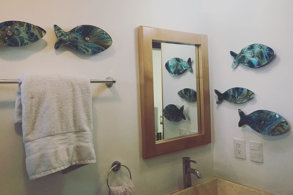 Photo of Bathroom in Colina del Sol