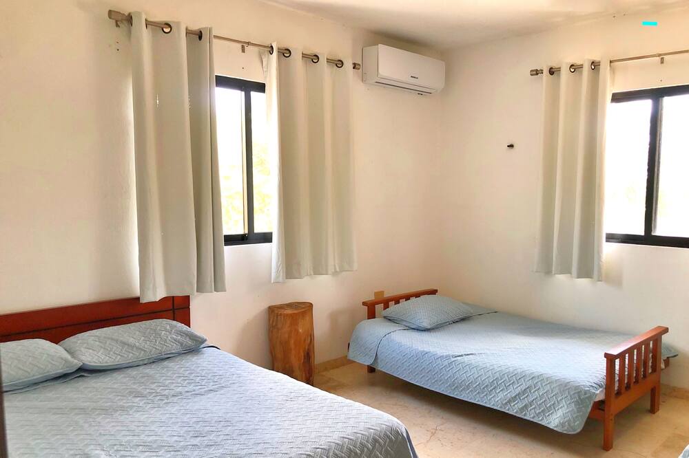 Photo of Bedroom in Miramar
