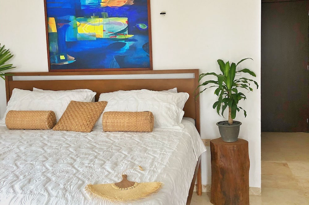 Photo of Bedroom in Miramar