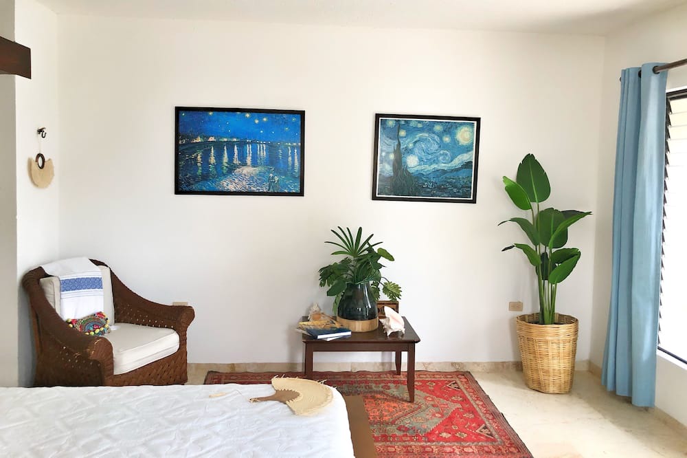 Photo of Bedroom in Miramar
