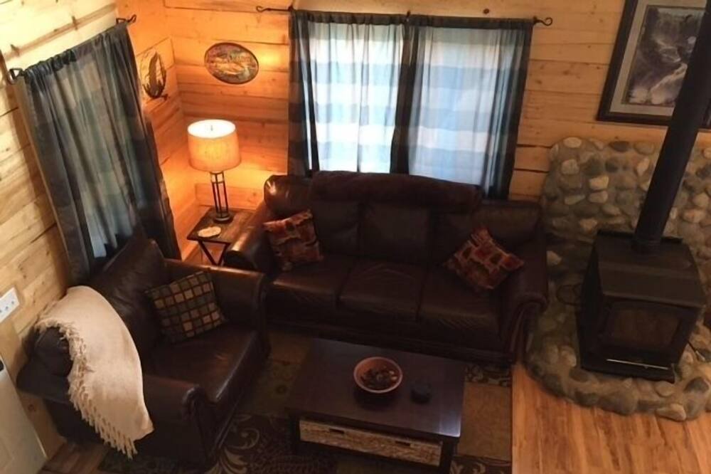 Photo of Livingroom in Sutton-Alpine