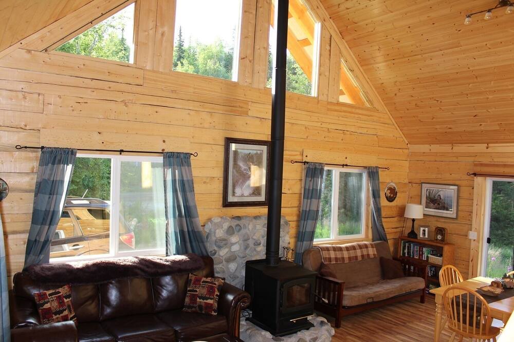 Photo of Livingroom in Sutton-Alpine