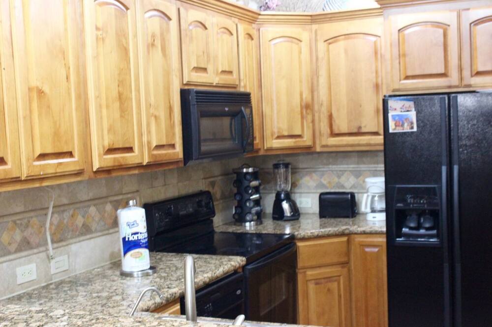 Photo of Kitchen in Brisas del Golfo