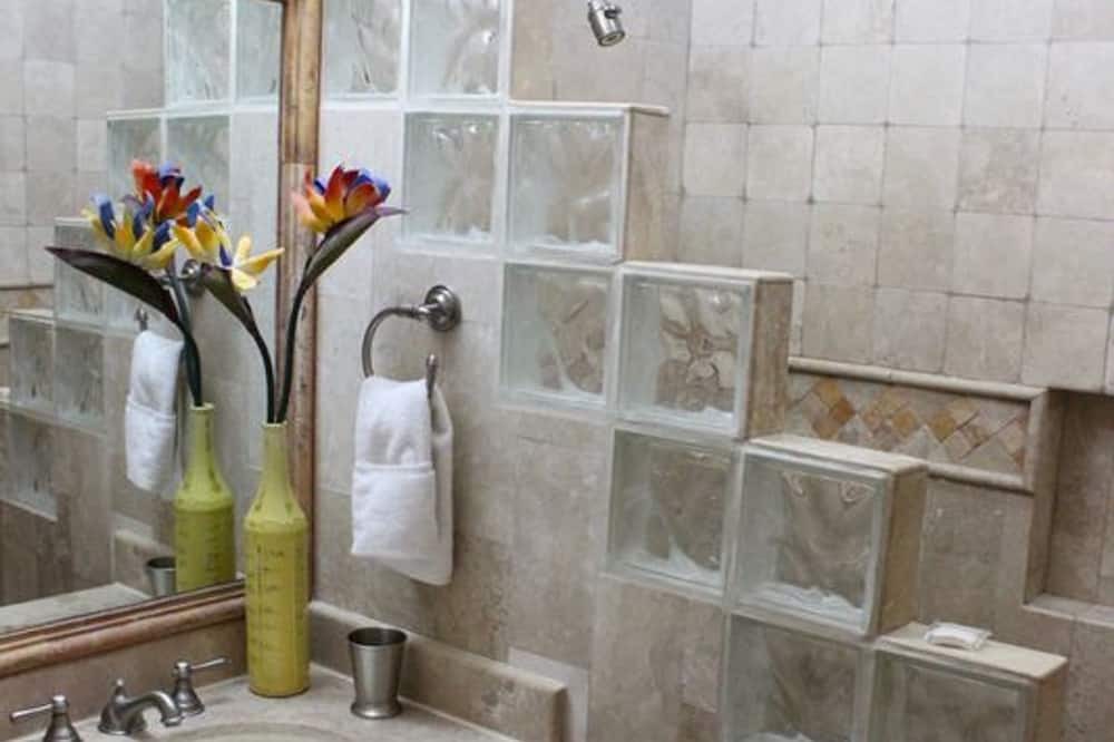 Photo of Bathroom in Brisas del Golfo