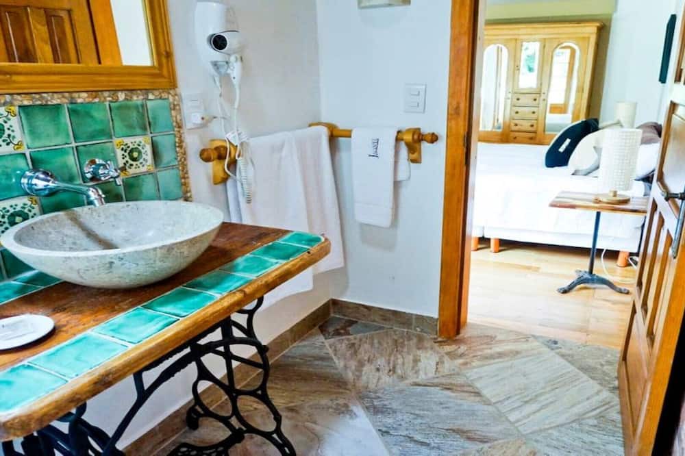 Photo of Bathroom in Del Carmen