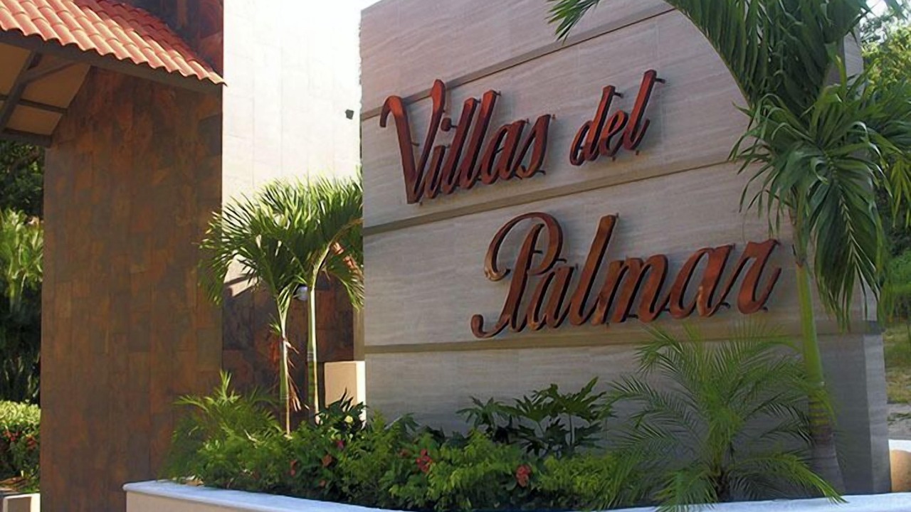 Photo of Buildings in Peninsulas de Santiago