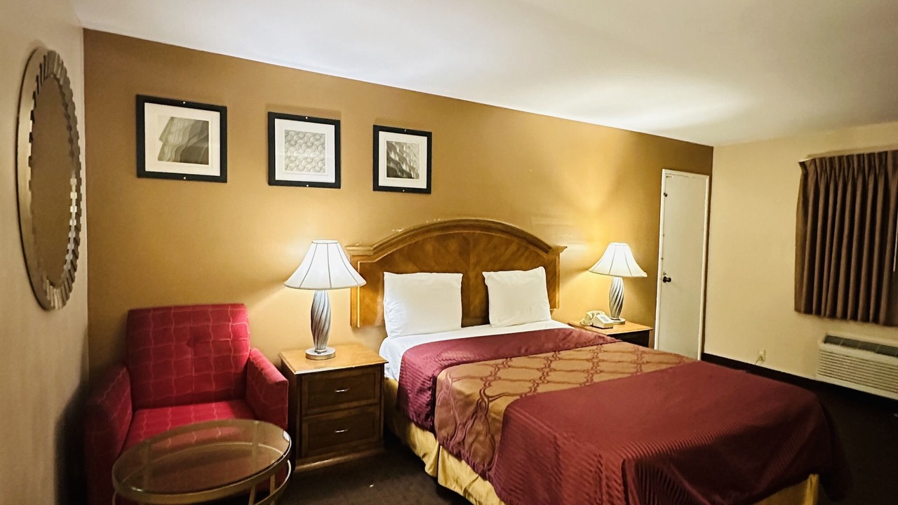Photo of Bedroom in Vista