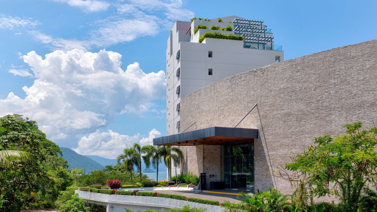 Photo of Outdoor in South Shore Hotel Area