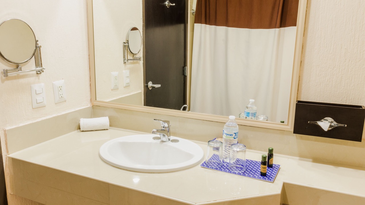 Photo of Bathroom in Poza Rica