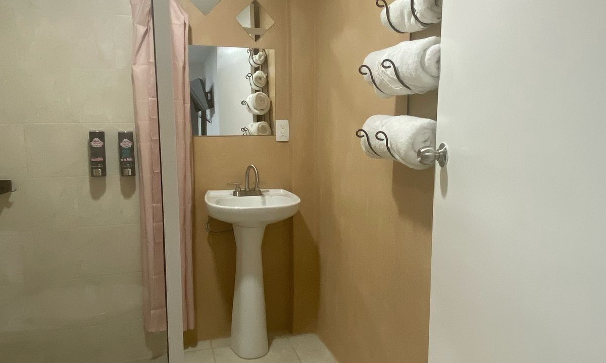 Photo of Bathroom in Salina Cruz
