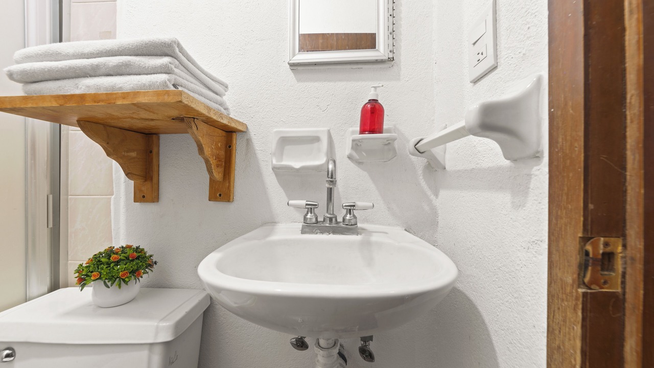 Photo of Bathroom in zona dos extendida