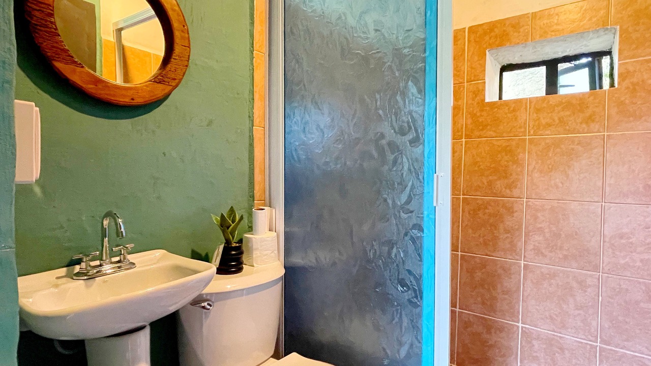 Photo of Bathroom in Tzintzuntzan