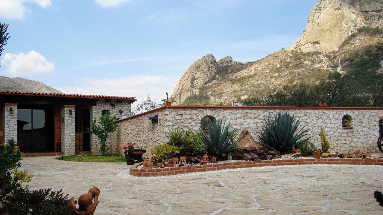 Photo of Patio Balcony in Bernal