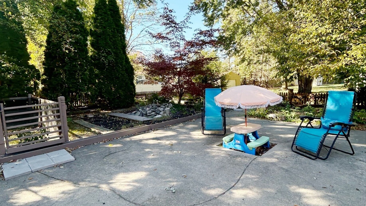 Photo of Patio Balcony in Mundy Township