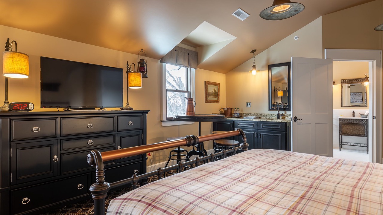 Photo of Bedroom in Painesville