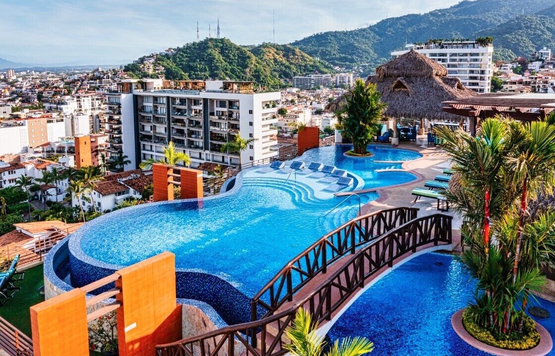 Photo of Outdoor in Romantic Zone