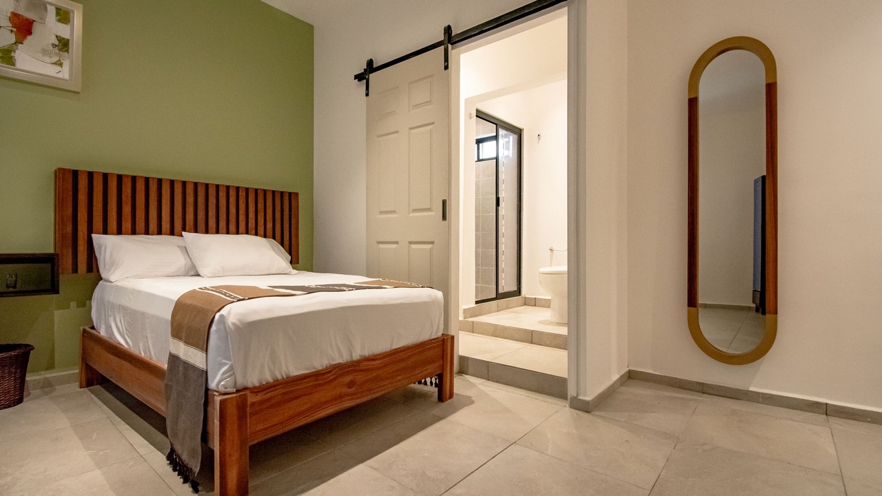 Photo of Bedroom in Anahuac