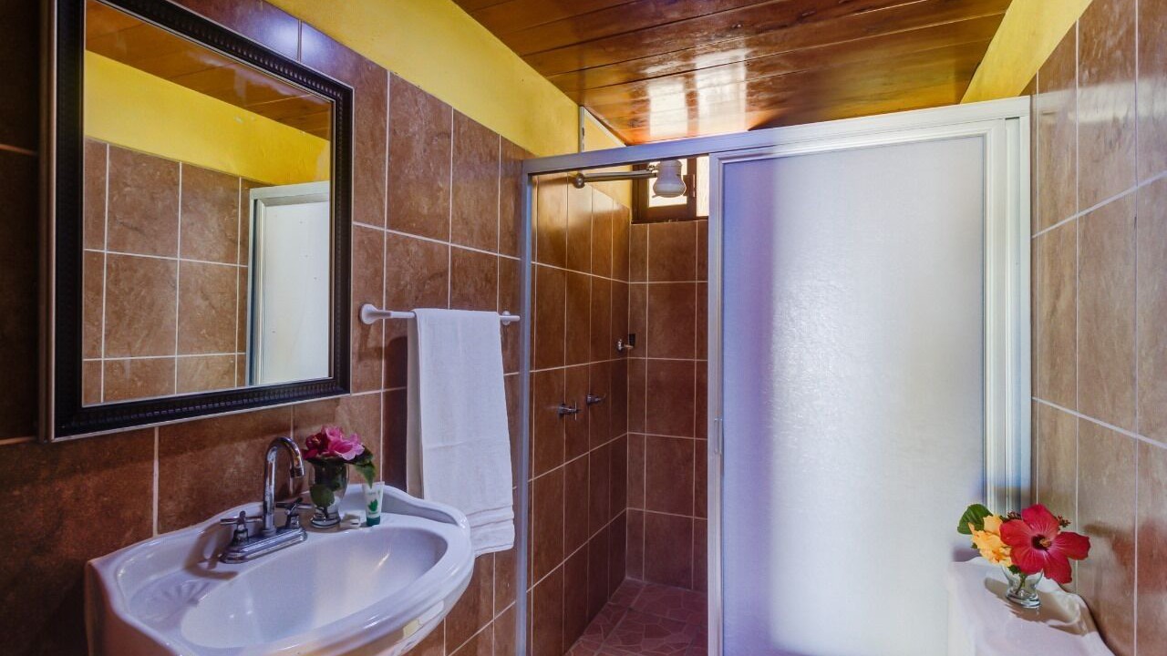 Photo of Bathroom in Mayto