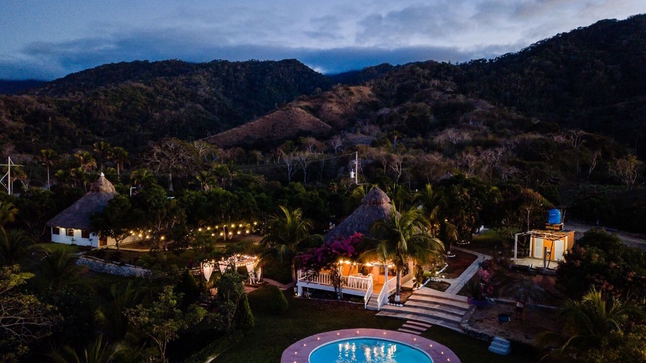 Photo of Outdoor in Mayto
