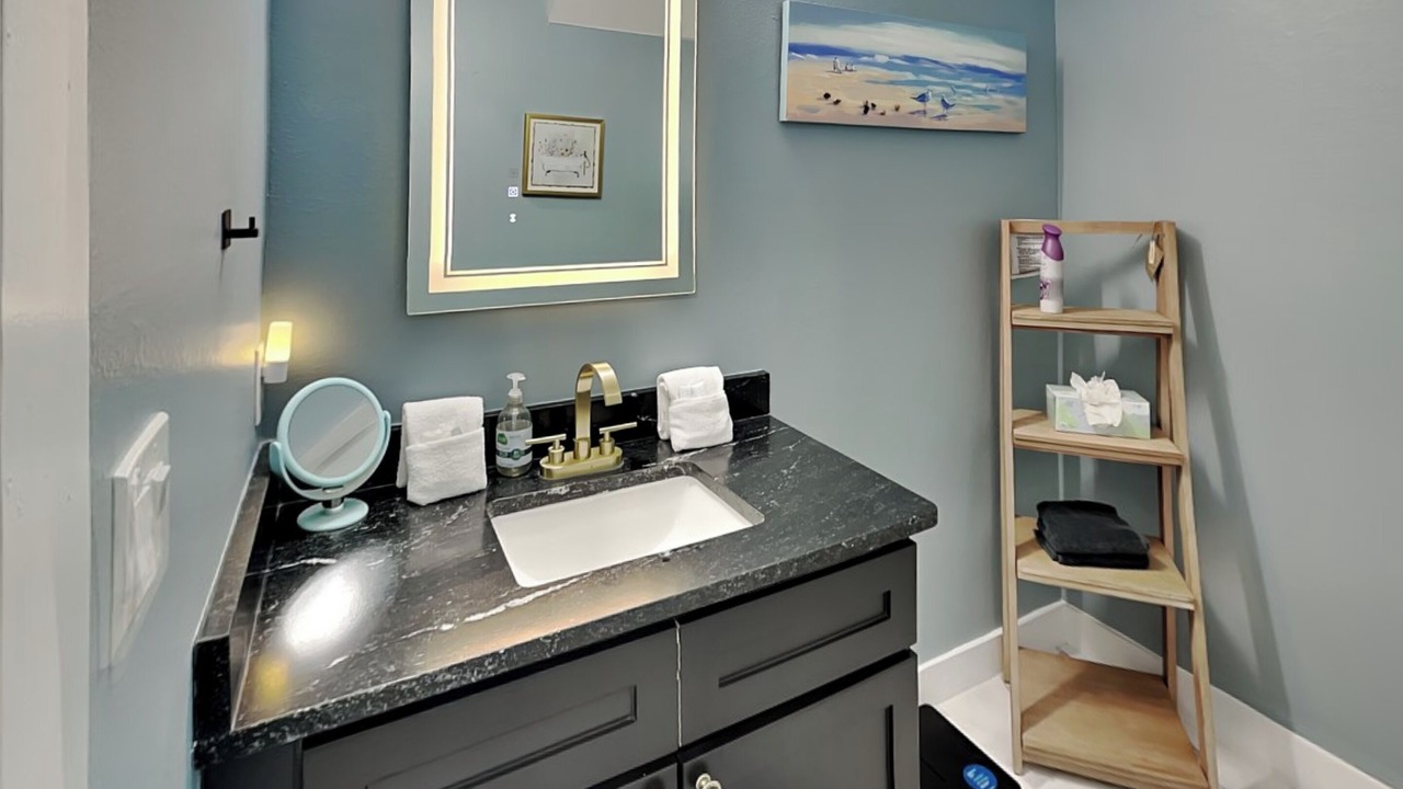 Photo of Bathroom in Galveston