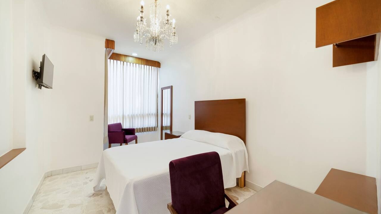 Photo of Bedroom in Tepatitlan de Morelos