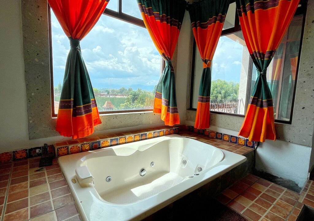 Photo of Bathroom in Patzcuaro