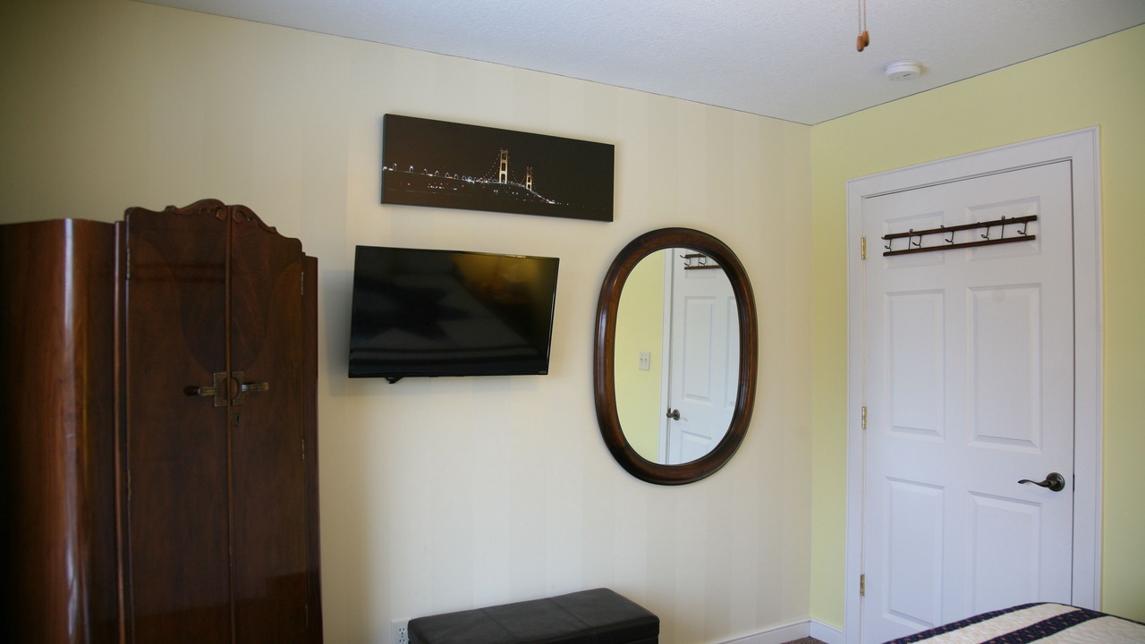 Photo of Bedroom in Clare
