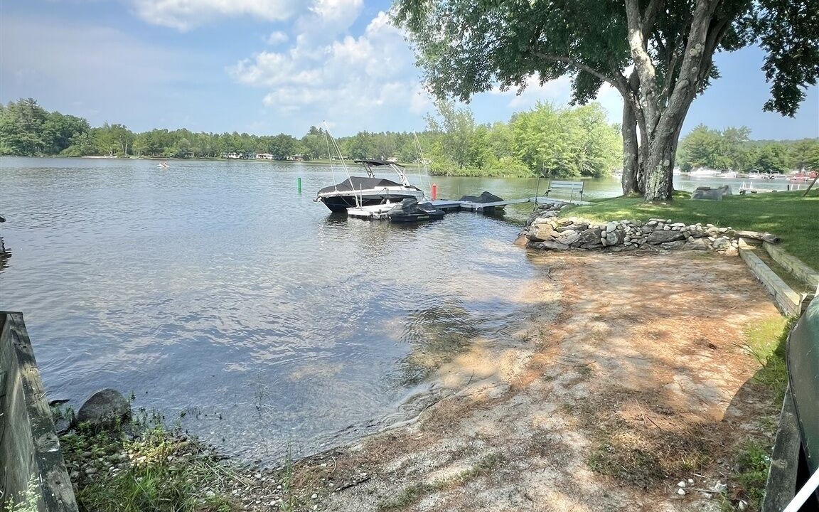Photo of Others in Raymond