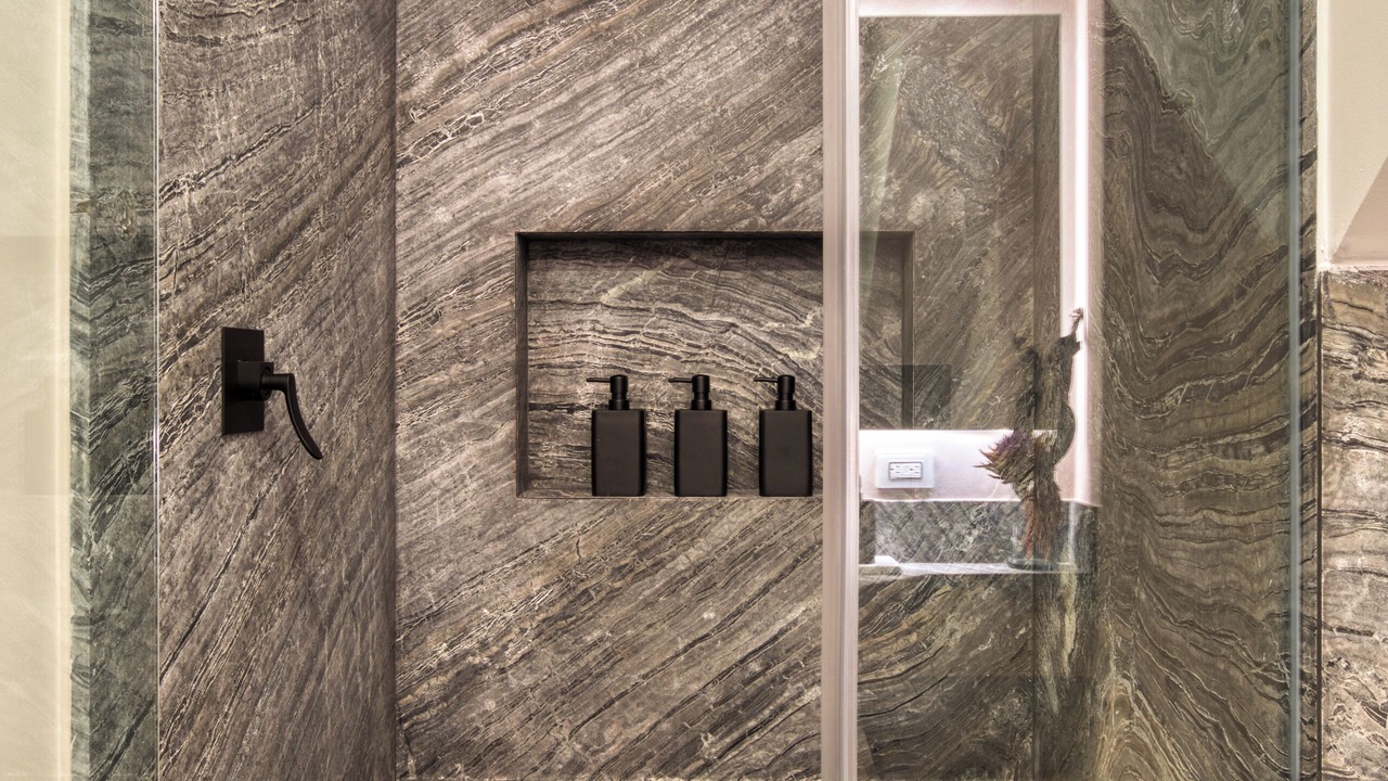 Photo of Bathroom in Anahuac