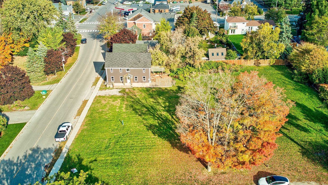 Photo of Outdoor in Pickering